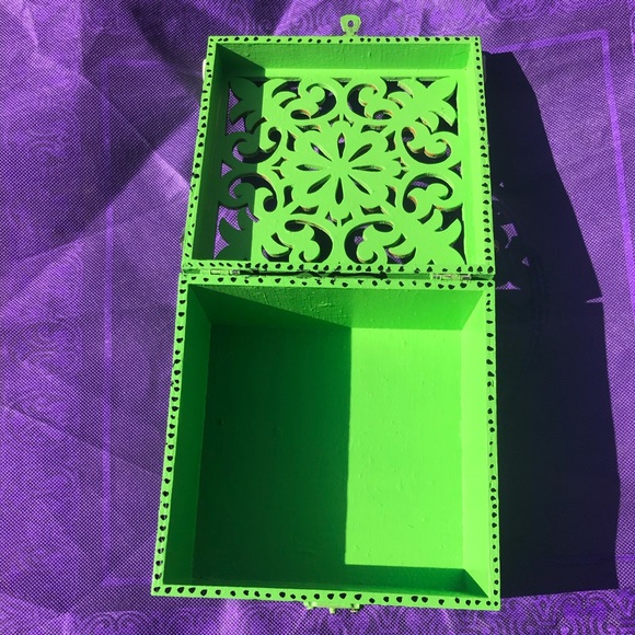 Upcycled wooden hand painted box crystals glued - Picture 3 of 8